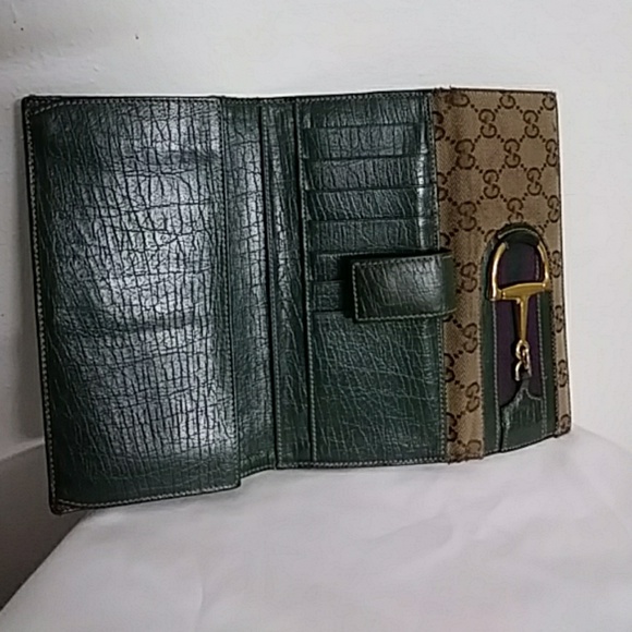AUTHENTIC GUCCI WALLET - Picture 3 of 7